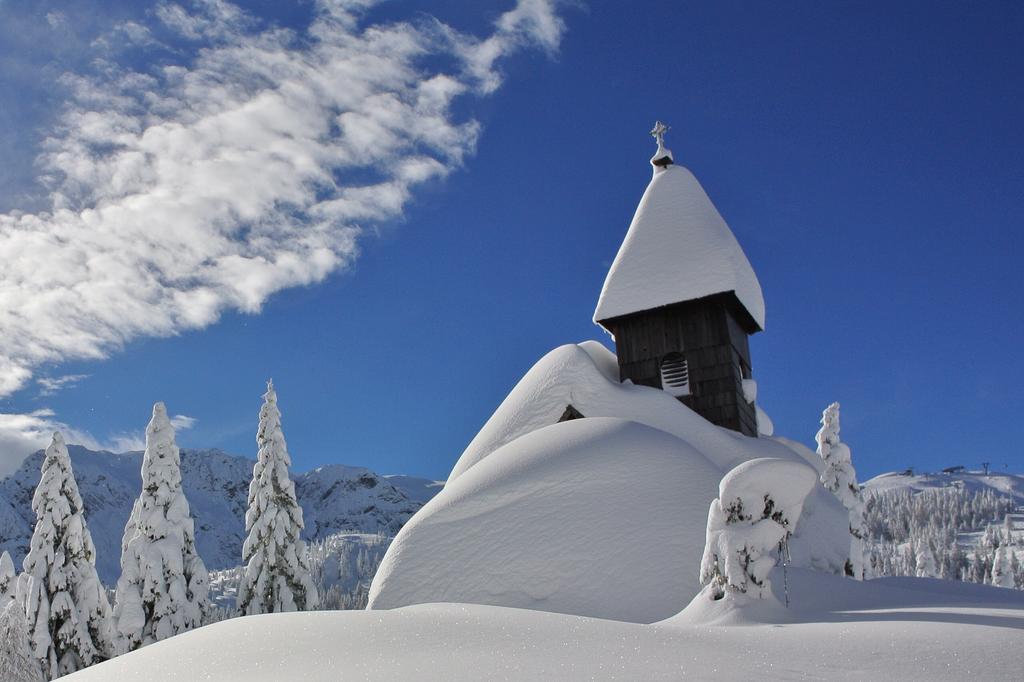 Nassfeld Fruehstueckspension Wulfenia Da Livio Exterior foto